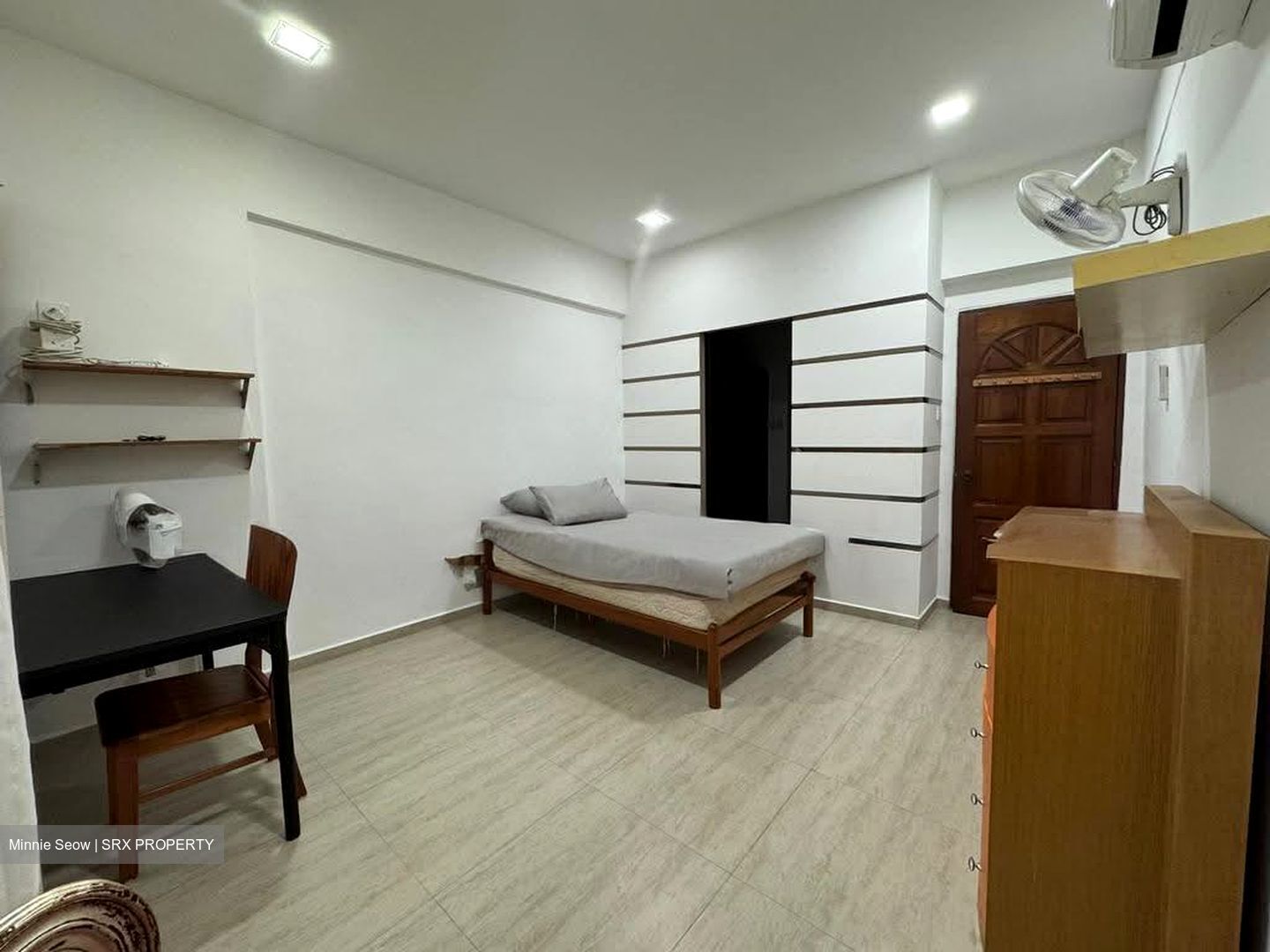 Queensway Tower / Queensway Shopping Centre (D3), Apartment #611075541